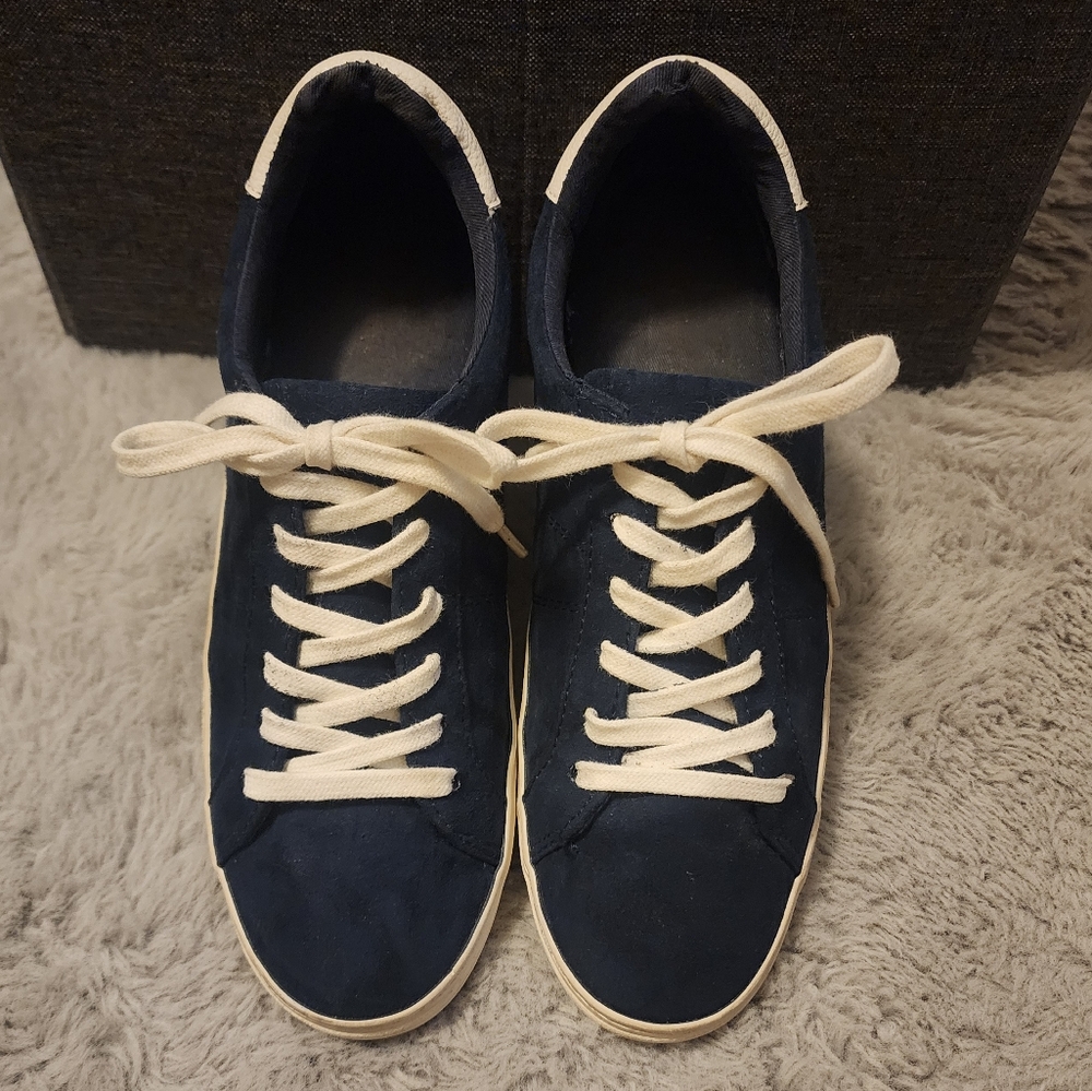 Women's Navy Blue Seude Sneakers